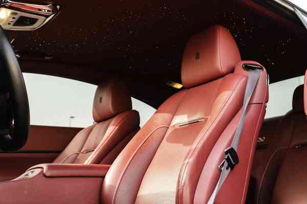 Rolls Royce Wraith is ready for your journey