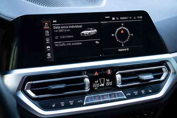 Rent BMW 430i coupe in Dubai