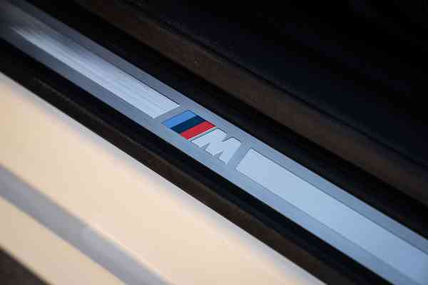 Rent BMW 430i coupe in Dubai