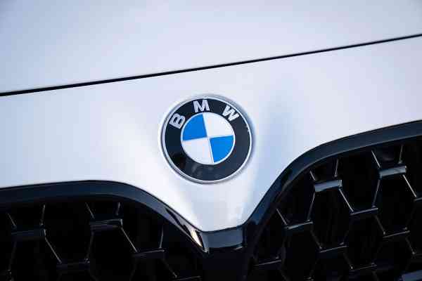 Rent BMW 430i coupe in Dubai