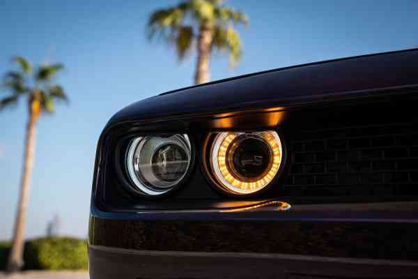 Додж Челленджер доступен для аренды в Дубае