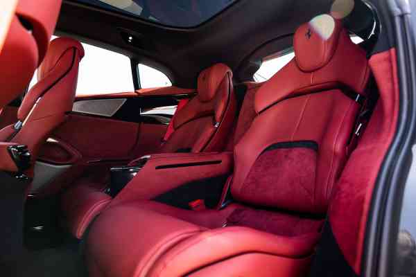 rent Ferrari Purosangue in Dubai