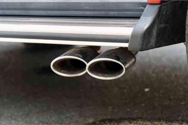 Красный Гелик доступен в аренде