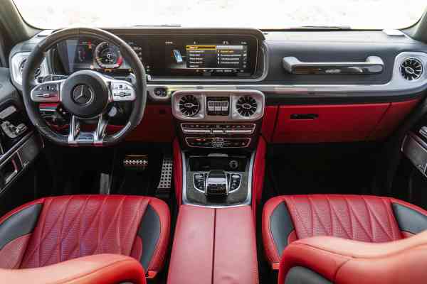 Красный Гелик доступен в аренде