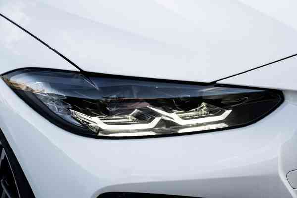 Rent BMW 430i coupe in Dubai