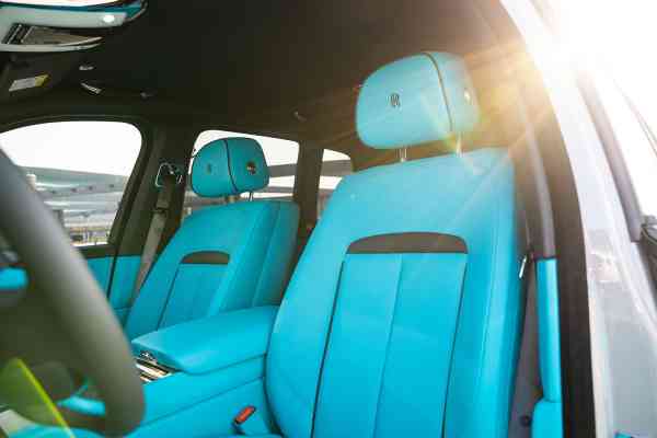 Аренда Rolls Royce Cullinan Black Badge в Дубае