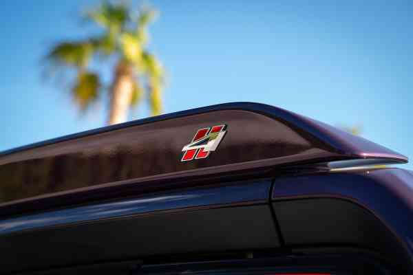 Додж Челленджер доступен для аренды в Дубае