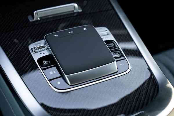 Совершенно новая модель G63 Brown 2025 года доступна в аренду в Дубае