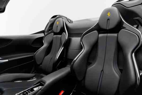 Аренда Феррари SF90 Spider в Дубае