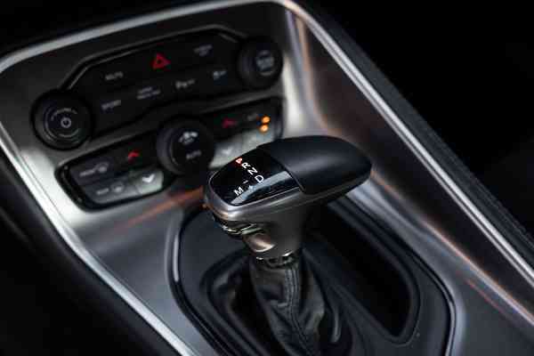 Додж Челленджер доступен для аренды в Дубае