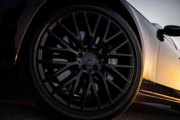 hire Mercedes-Benz S-Class