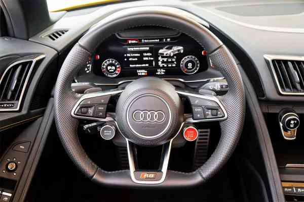 Аренда Ауди Р8 2020 года в Дубае, REF-167