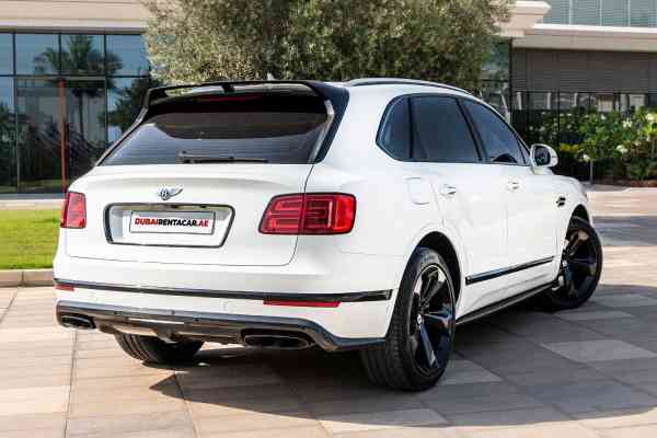 Аренда Бентли Бентейга 2020 года в Дубае, REF-18