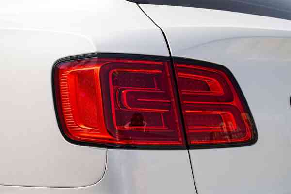 Аренда Бентли Бентейга 2020 года в Дубае, REF-34