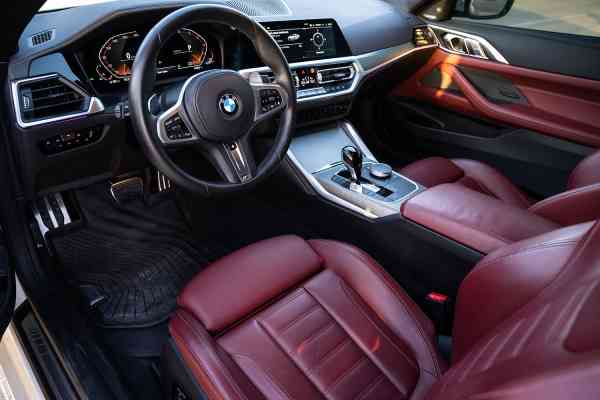 Rent BMW 430i coupe in Dubai