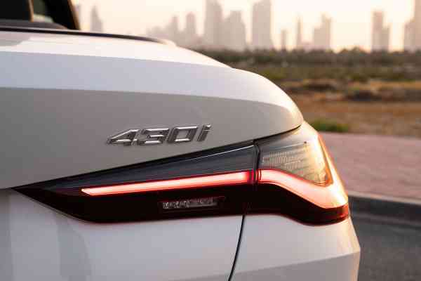 BMW 4 Cabrio rent in Dubai