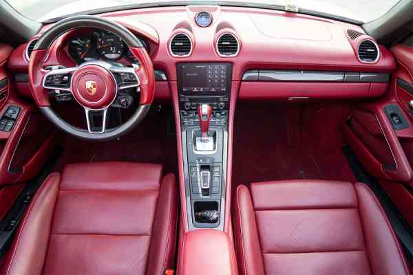 Rent White Porsche Boxster 2018 model, REF-131 in Dubai