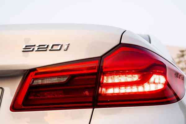 Rent White BMW 5 Series 2020 model, REF-155 in Dubai