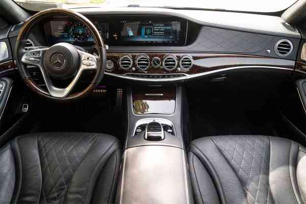 Rent White Mercedes-Benz S-Class 2019 model, REF-162 in Dubai