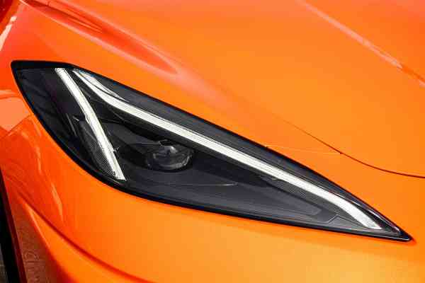 rent Chevrolet Corvette in Dubai