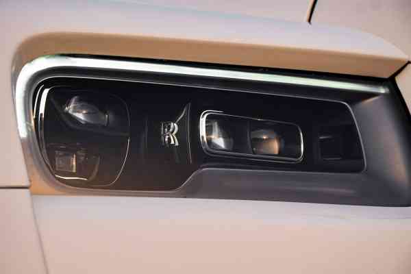 Аренда Роллс Ройс Куллинан 2021 года в Дубае, REF-107