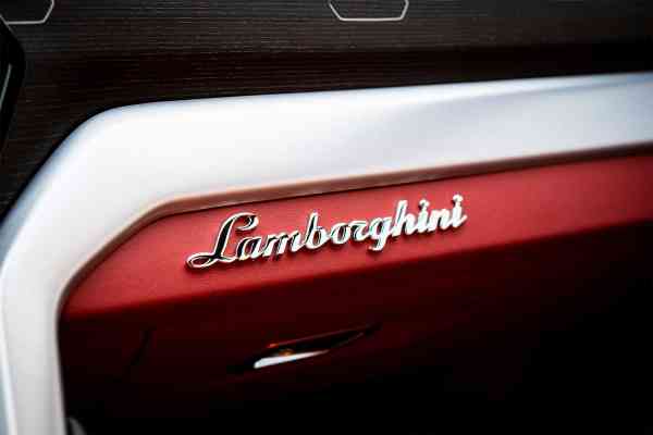 Rent Blue brand new Lamborghini Urus 2021 model, REF-159 in Dubai