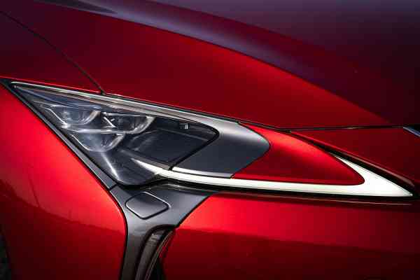 Лексус ЛС500 доступен в аренде вместе с нами!