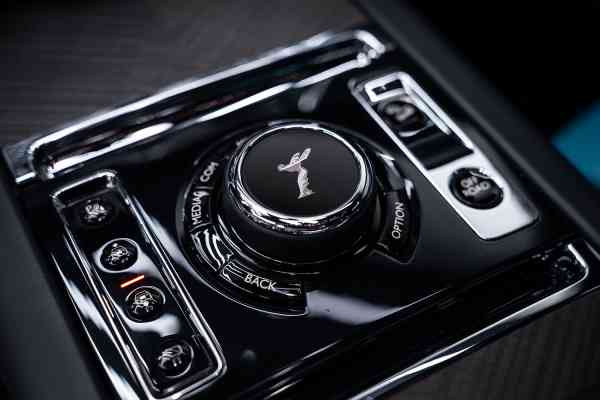 Black matt Rolls-Royce Cullinan available for rent in Dubai