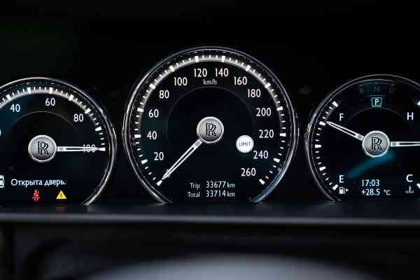 Black matt Rolls-Royce Cullinan available for rent in Dubai