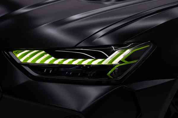 Уникальный черный матовый Audi RS6 Mansory доступен в аренду