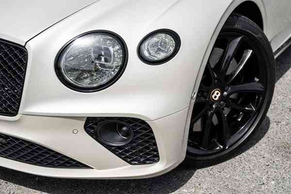 Rent Silver Bentley Continental GT 2021 model, REF-92 in Dubai