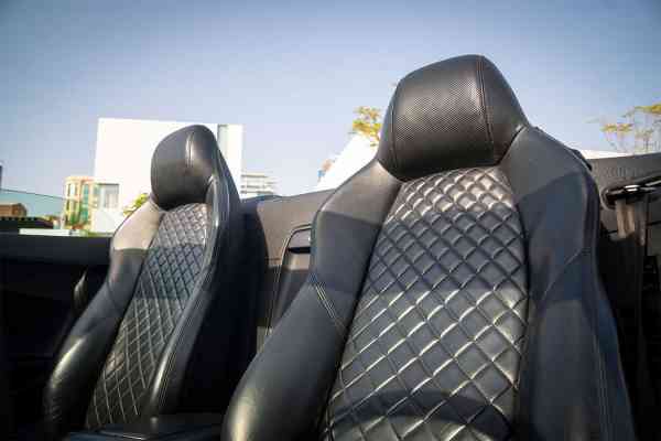 Rent Black Audi R8 2019 model, REF-88 in Dubai