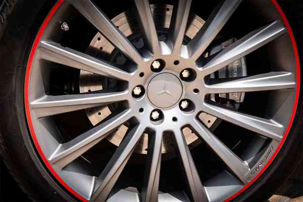 Rent White unique Mercedes-Benz S-Class 2018 model, REF-27 in Dubai