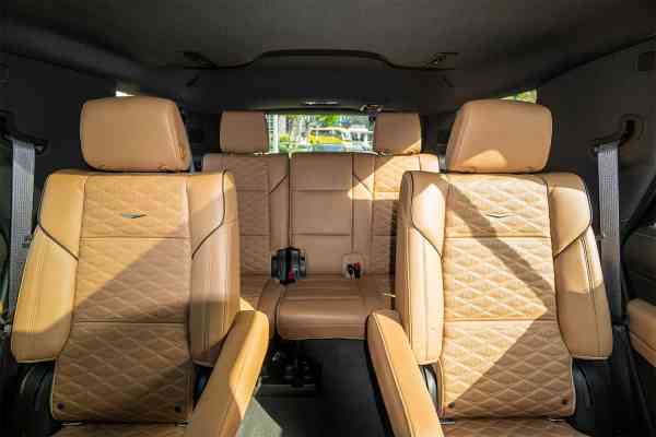 Аренда Cadillac Escalade 2021 года в Дубае, REF-67
