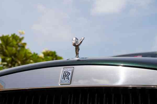 Аренда Роллс Ройс Врайт 2020 года в Дубае, REF-137