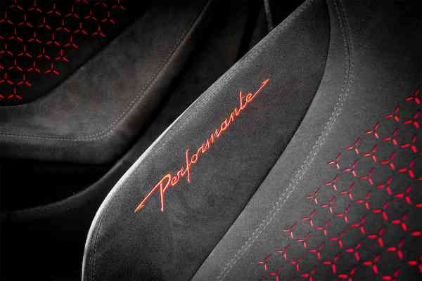 Rent Green unique Lamborghini Huracan 2018 model, REF-120 in Dubai