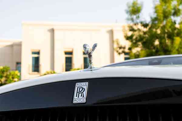 Rent White Rolls Royce Dawn 2016 model, REF-175 in Dubai