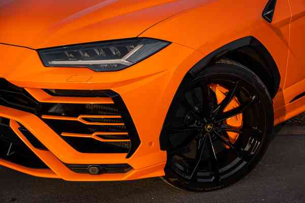 Аренда Ламборгини Урус Дубай