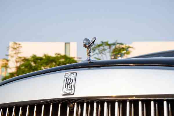 Rent Black special edition Rolls Royce Cullinan 2020 model, REF-165 in Dubai