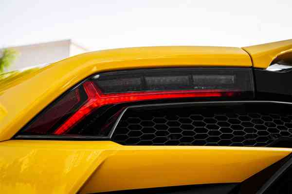 Аренда Ламборгини Хуракан 2020 года в Дубае, REF-172