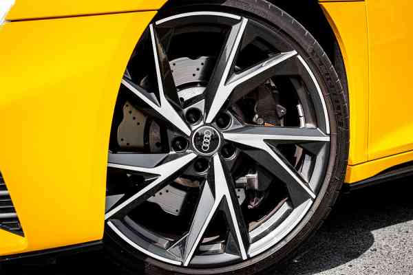 Аренда Ауди Р8 2020 года в Дубае, REF-167