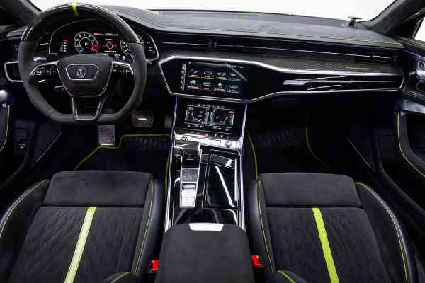 Уникальный черный матовый Audi RS6 Mansory доступен в аренду