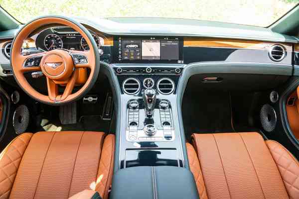 Rent Green Bentley Bentayga GTC in Dubai