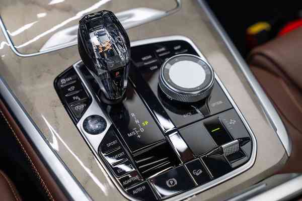 7-seater BMW X7 40i available for rent