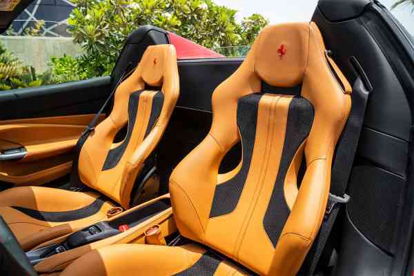 Rent Ferrari F8 Spyder