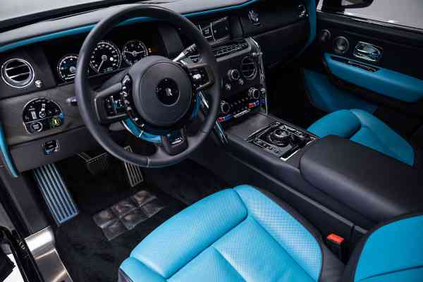 Black matt Rolls-Royce Cullinan available for rent in Dubai