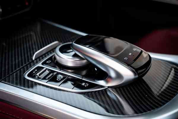 Черный Мерседес-Бэнз Брабус Г900