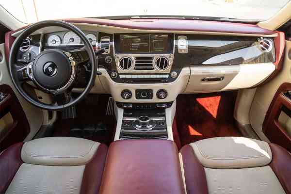 Rent Silver Rolls Royce Ghost 2019 model, REF-63 in Dubai