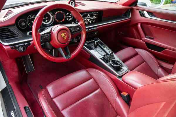 Аренда Порш 911 2021 года в Дубае, REF-70