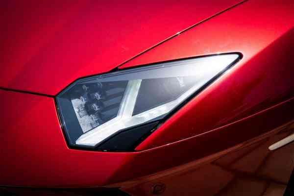 Аренда Ламборгини Авентадор 2020 года в Дубае, REF-83